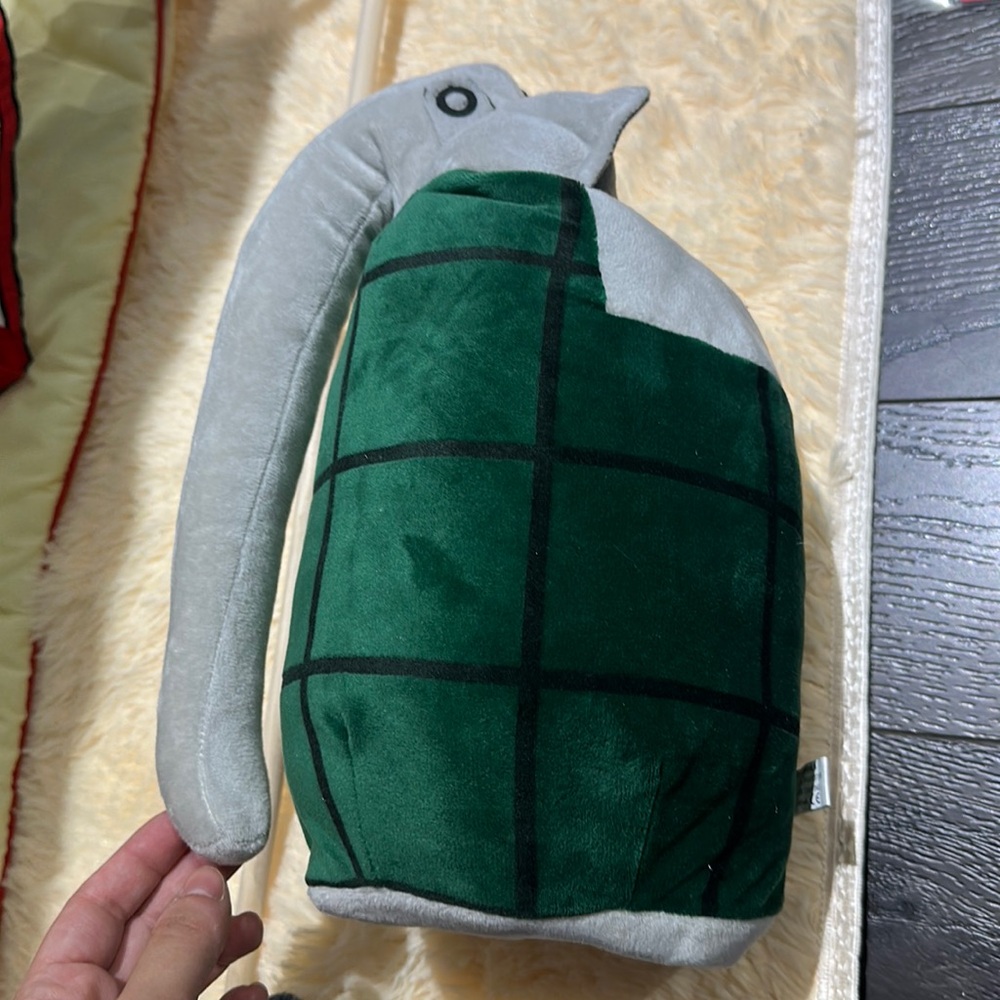 My hero academia bakugo stuffed gauntlet